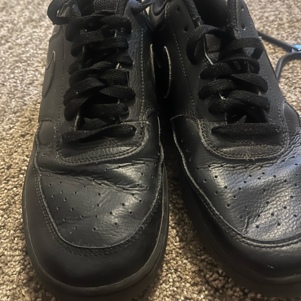 Black Nike